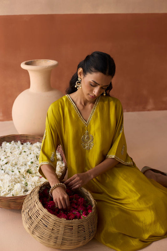 Plain Chaand Kaftan - Leaf Green