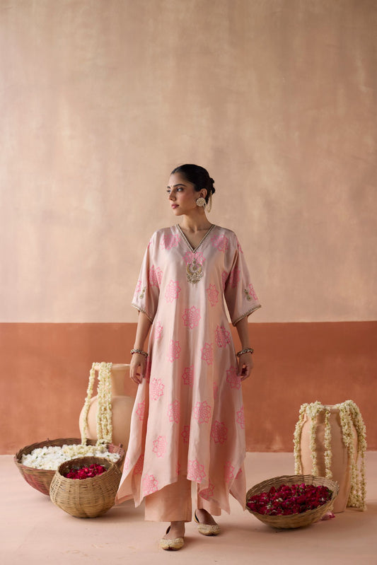 Flower Chaand Kaftan - Blush Pink