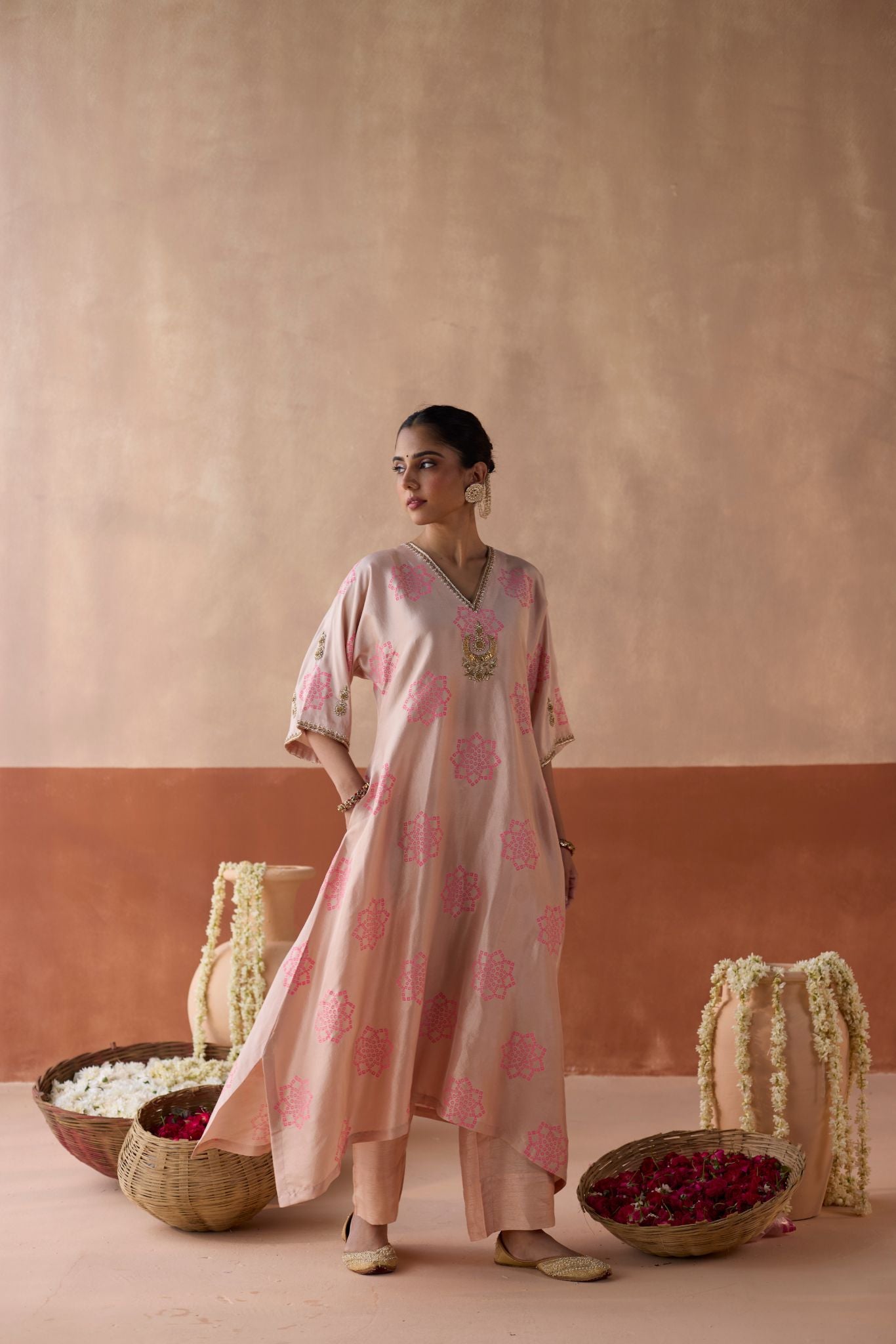 Flower Chaand Kaftan - Blush Pink