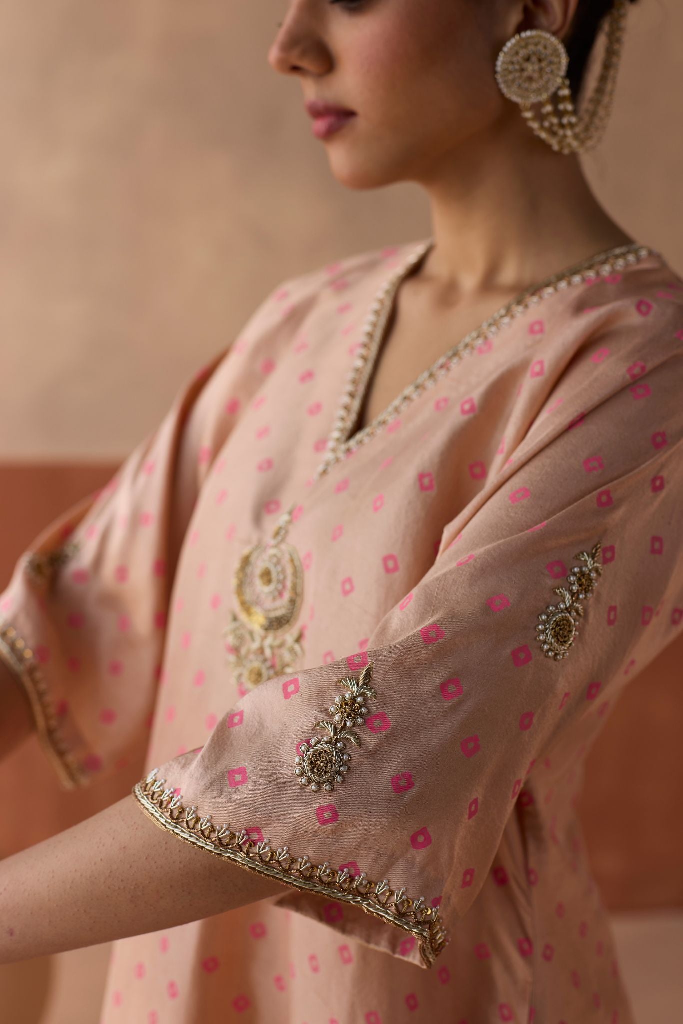Butti Chaand Kaftan - Blush Pink