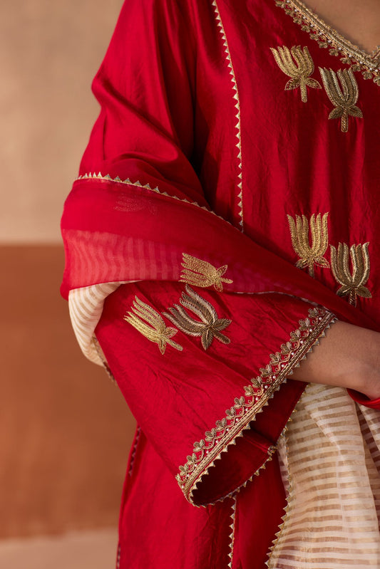 Kamal Banaras Silk Kurta - Ruby Red
