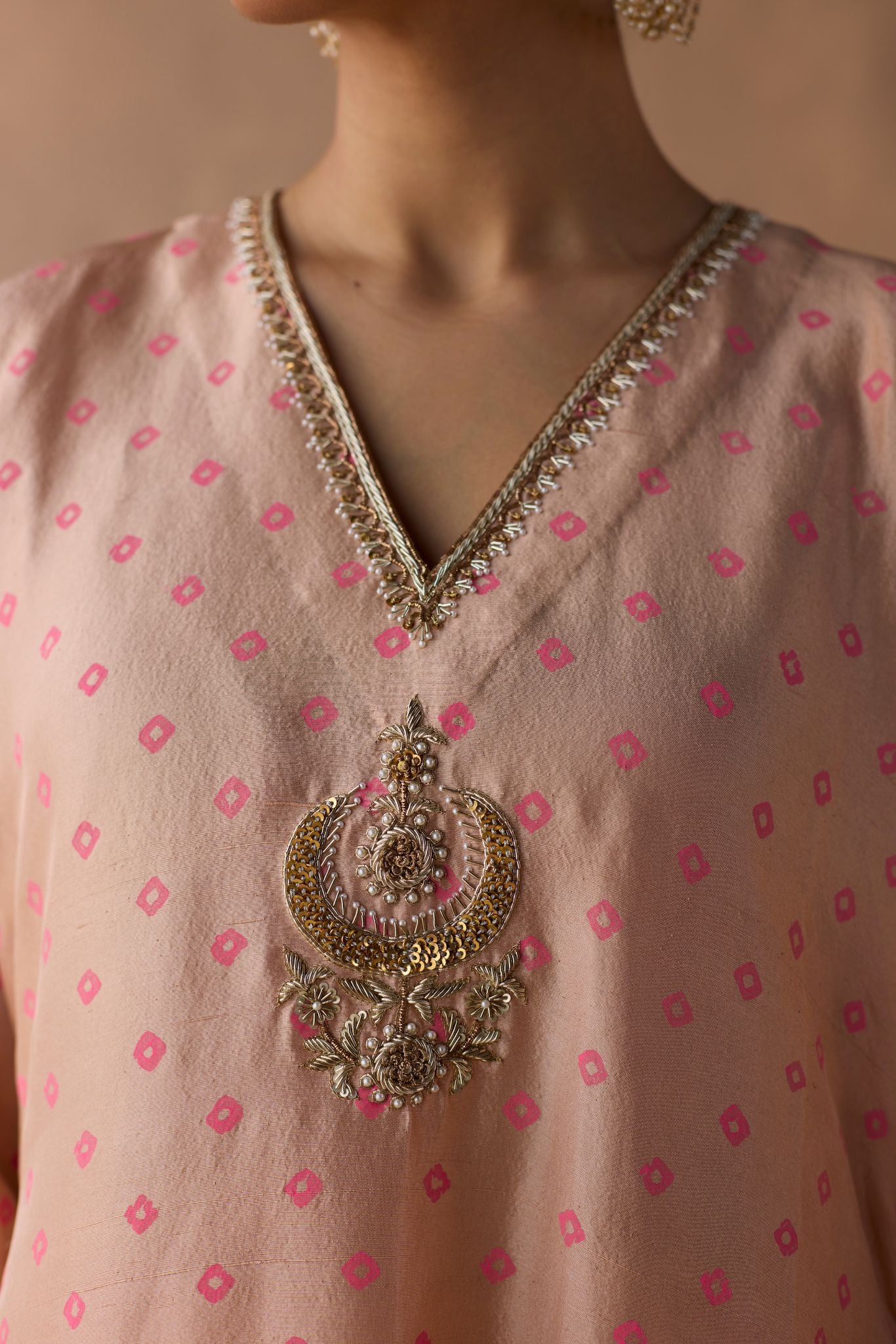Butti Chaand Kaftan - Blush Pink