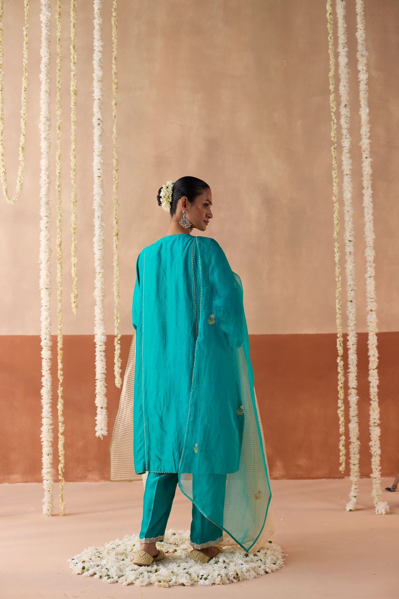 Phoolwari Banaras Silk Kurta - Turquoise