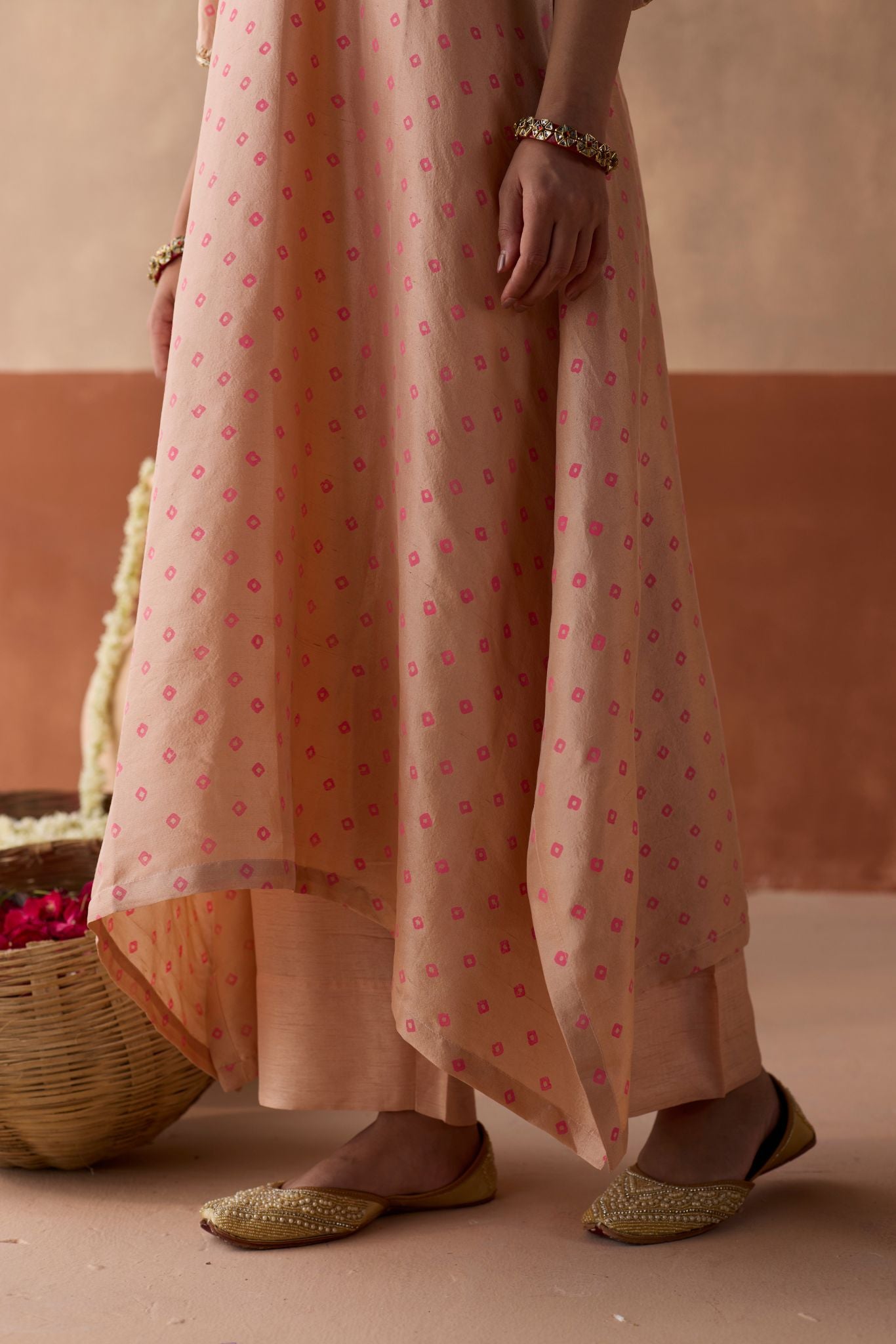 Butti Chaand Kaftan - Blush Pink