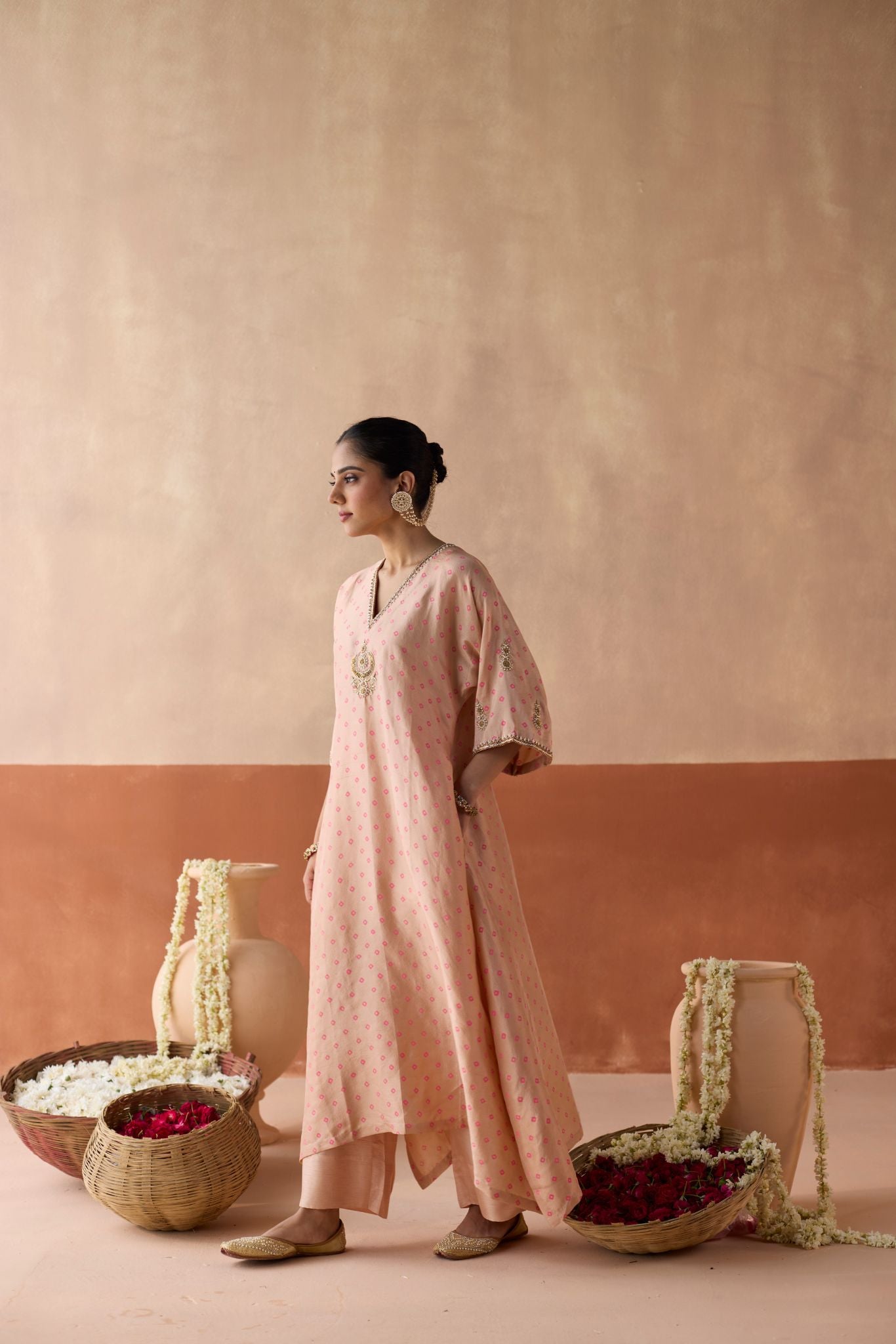 Butti Chaand Kaftan - Blush Pink
