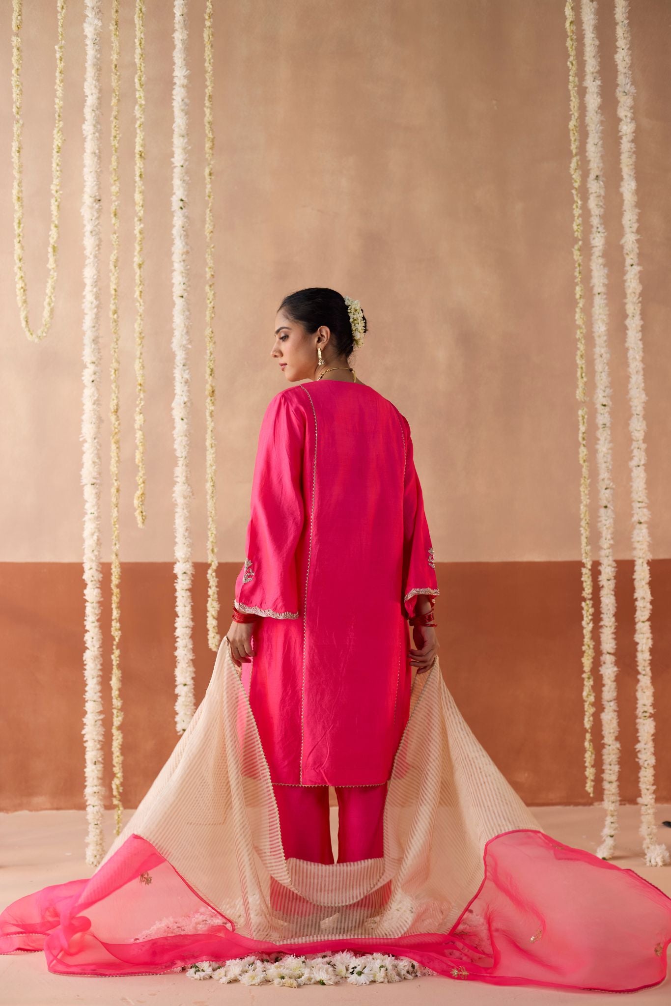 Phoolwari Banaras Silk Kurta - Fuchsia