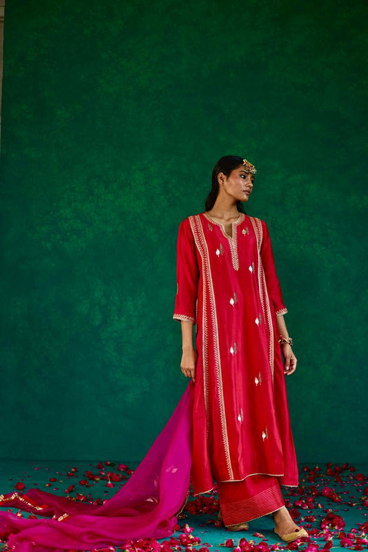 Radiant Blossom: Red + Pink Silk Kali Set