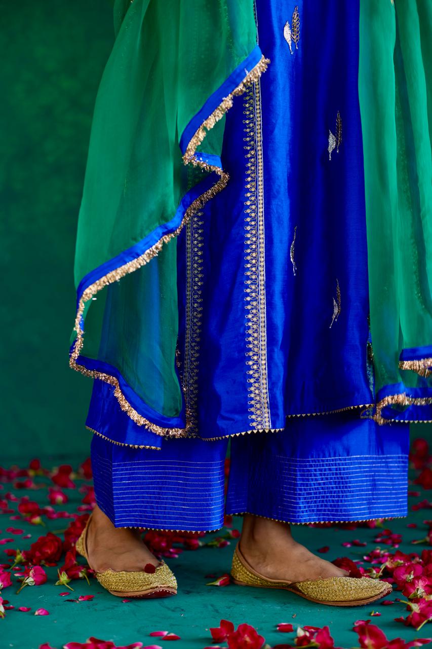 Serene Harmony: Blue + Green Silk Kali Set