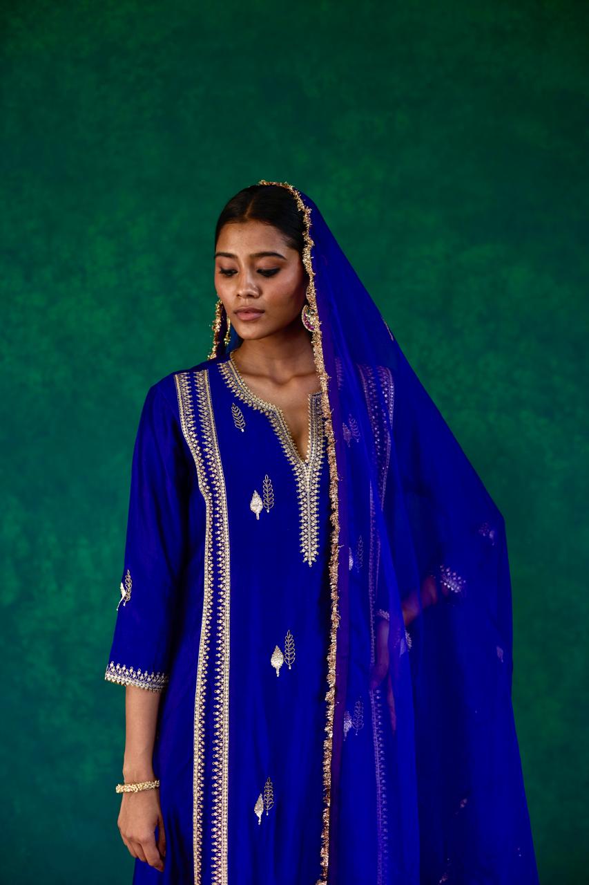 Twilight Majesty: Violet + Ink Blue Silk Kali Set