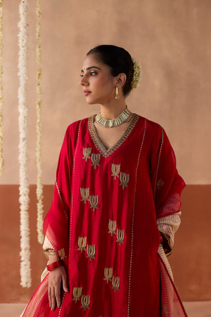 Kamal Banaras Silk Kurta - Ruby Red