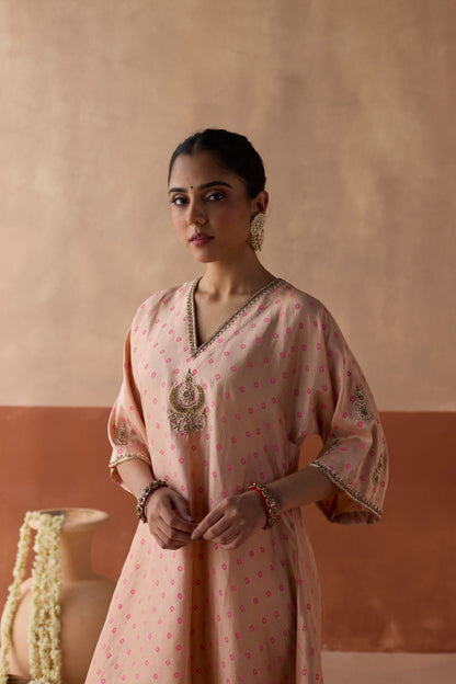 Butti Chaand Kaftan - Blush Pink