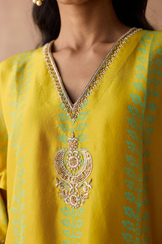 Stripe Chaand Kaftan - Haldi Yellow