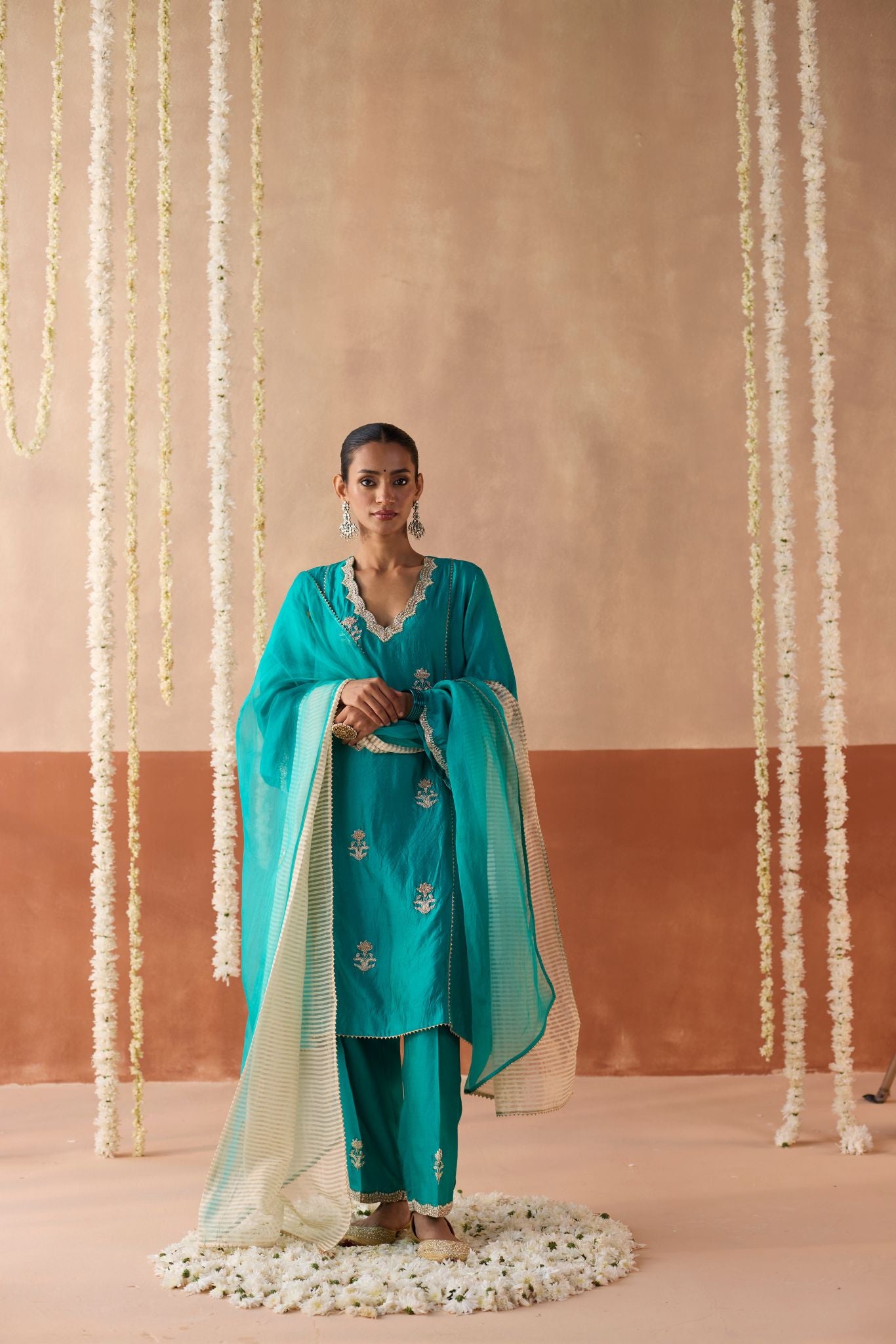 Phoolwari Banaras Silk Kurta - Turquoise