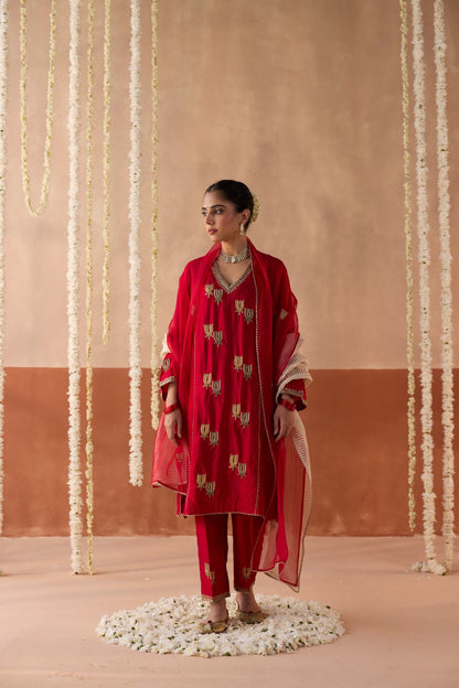 Kamal Banaras Silk Kurta - Ruby Red