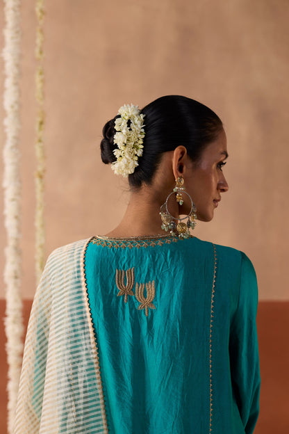 Kamal Banaras Silk Kurta - Turquoise
