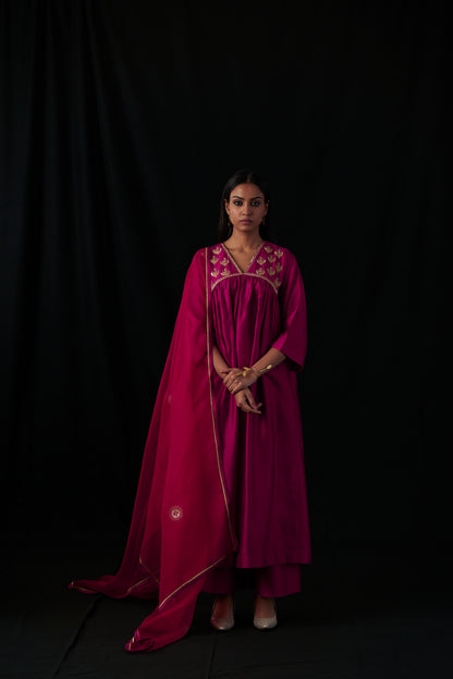 Silk - Chand Set - Red with organza embroidered dupatta