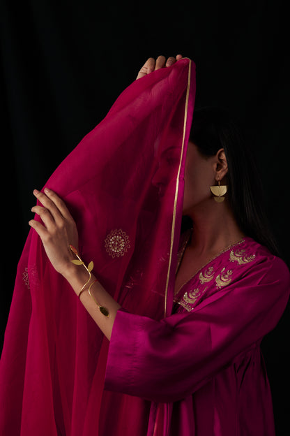 Silk - Chand Set - Red with organza embroidered dupatta