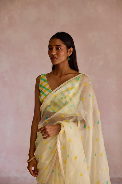 Ivory Heart Elegance: Organza Block Printed Saree