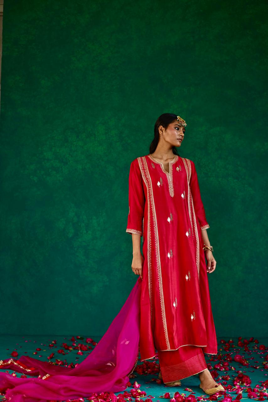 Radiant Blossom: Red + Pink Silk Kali Set