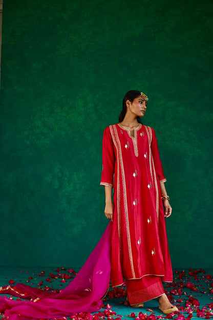 Radiant Blossom: Red + Pink Silk Kali Set