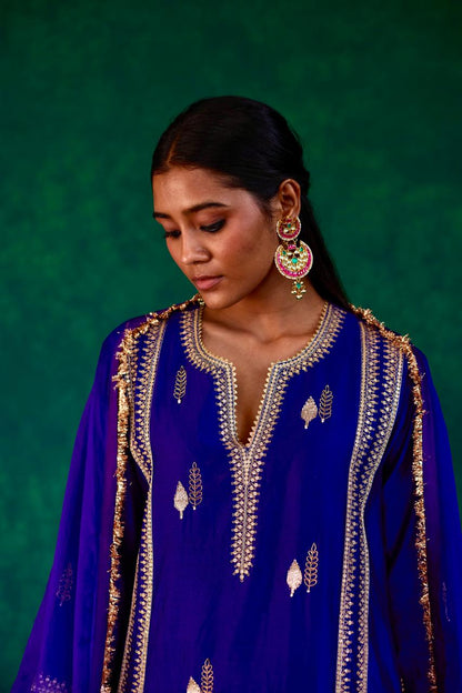 Twilight Majesty: Violet + Ink Blue Silk Kali Set